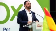candidato-vox-las-generales-santiago-abascal-mitin-vitoria-1555243840277.webp