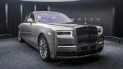 Rolls-Royce-Phantom.webp
