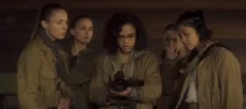 Annihilation-Jennifer-Jason-Leigh-Natalie-Portman-Tessa-Thompson-Gina-Rodriguez-Alex-Garland-...webp